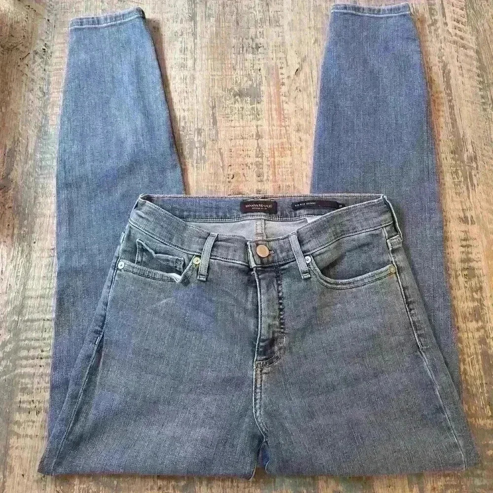 Banana Republic Mid Rise Skinny Jean Women’s Size 27